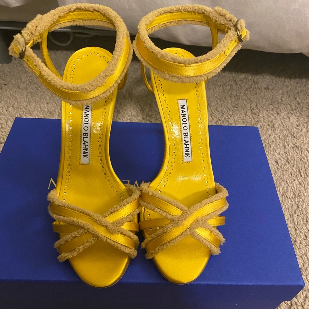 Manolo Blahnik Mokuya 90 Sandal